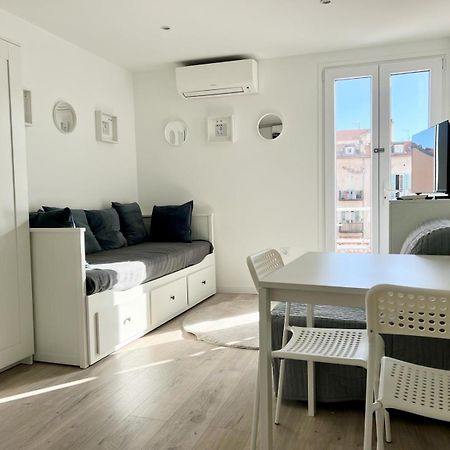 Studio Moderne Renove Avec Balcon Nice Luaran gambar