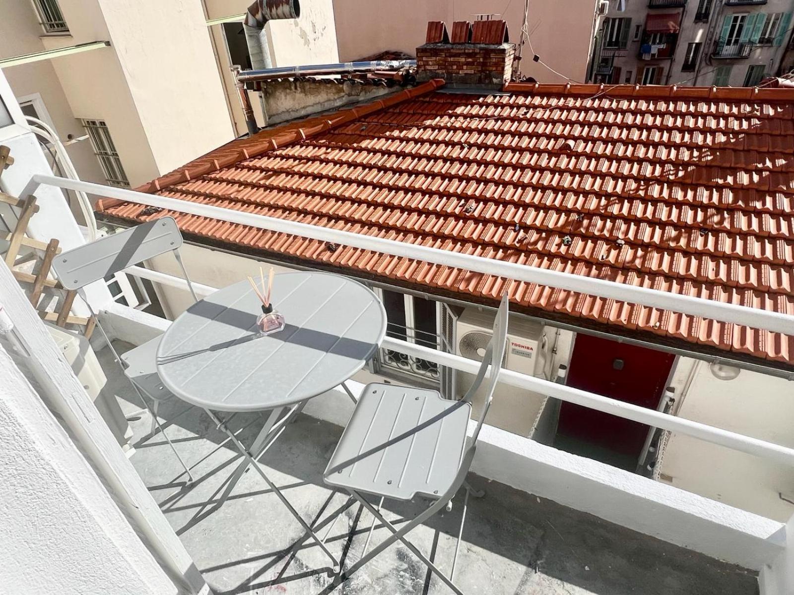 Studio Moderne Renove Avec Balcon Nice Luaran gambar